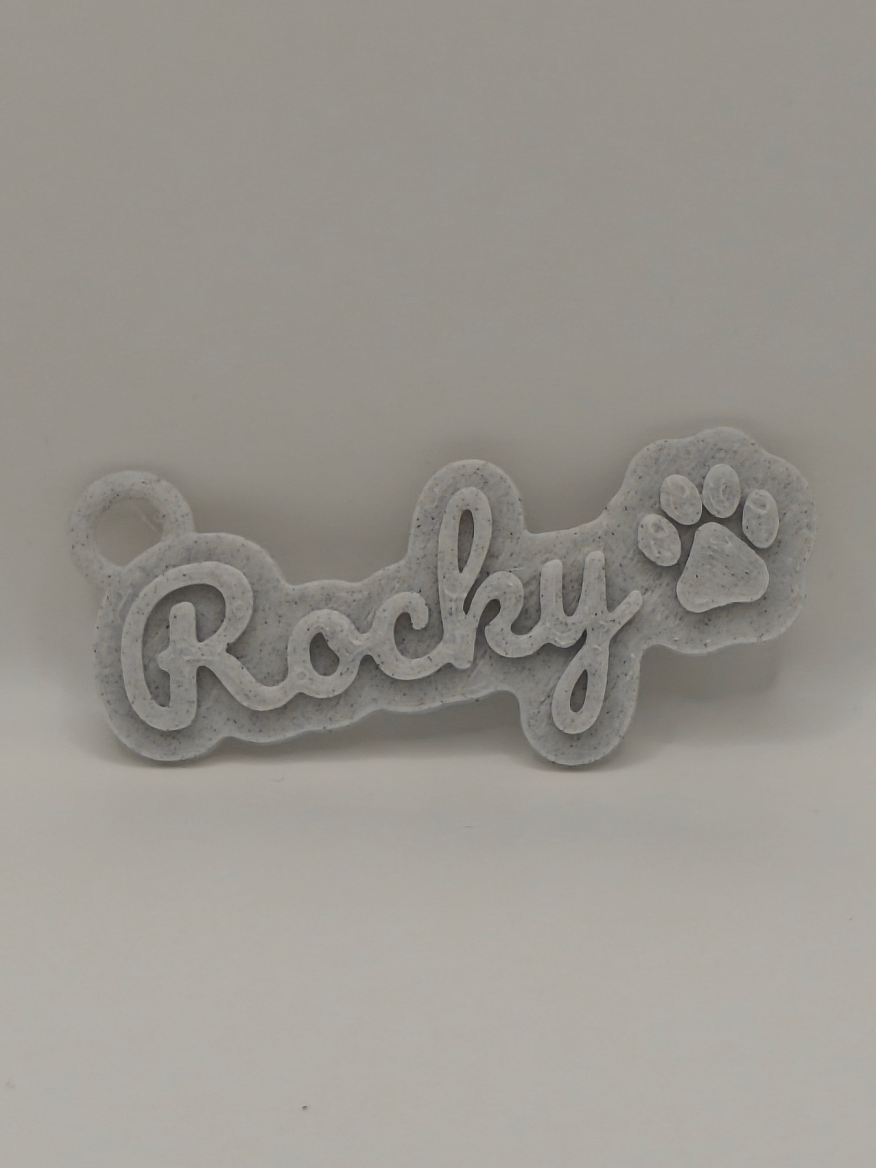 Llavero personalizado de mascota con nombre y huella