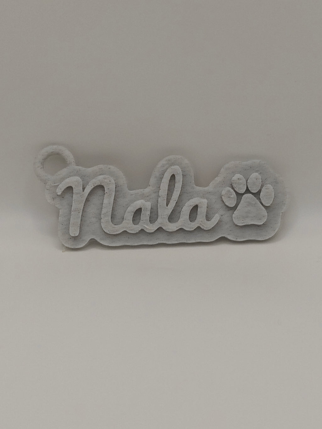 Llavero personalizado de mascota con nombre y huella