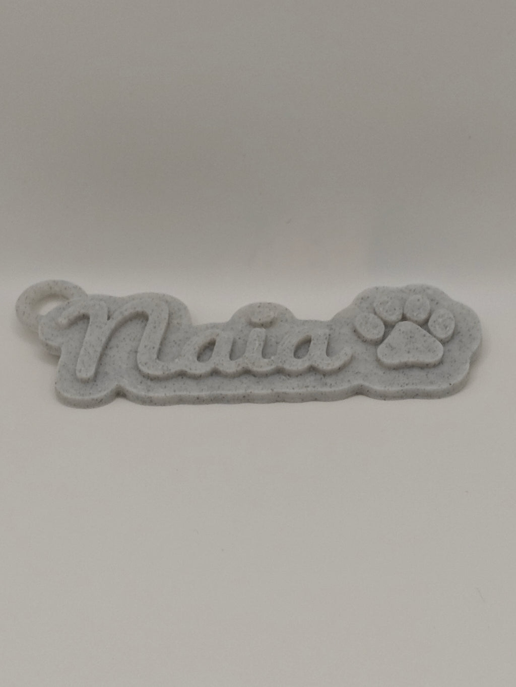 Llavero personalizado de mascota con nombre y huella